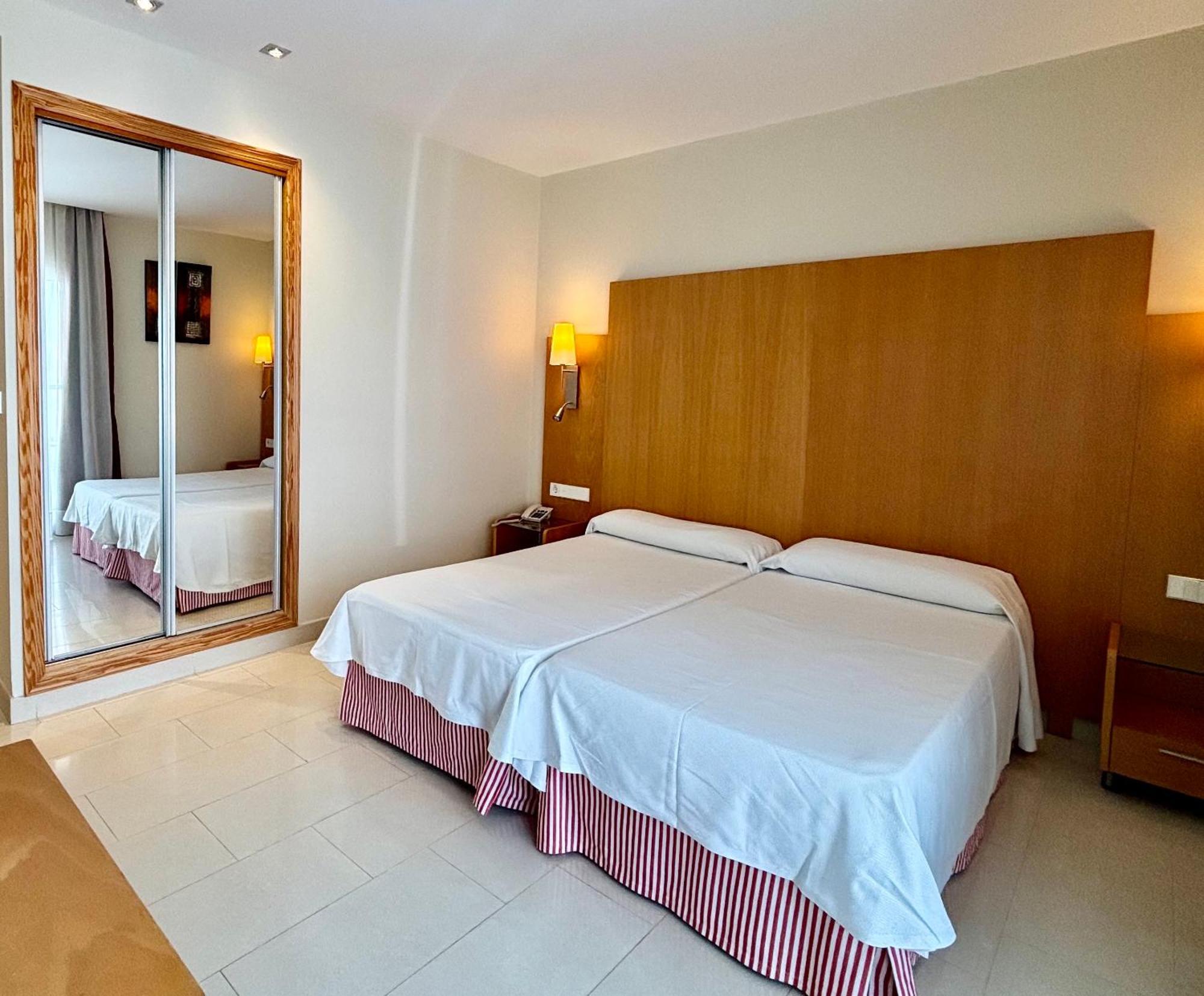 Hotel La Cala Finestrat Кала де Финестрат Екстериор снимка